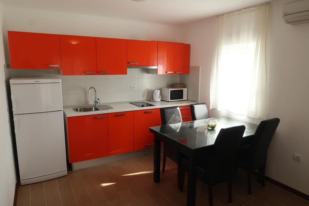Villa Sunshine Trogir Bagian luar foto